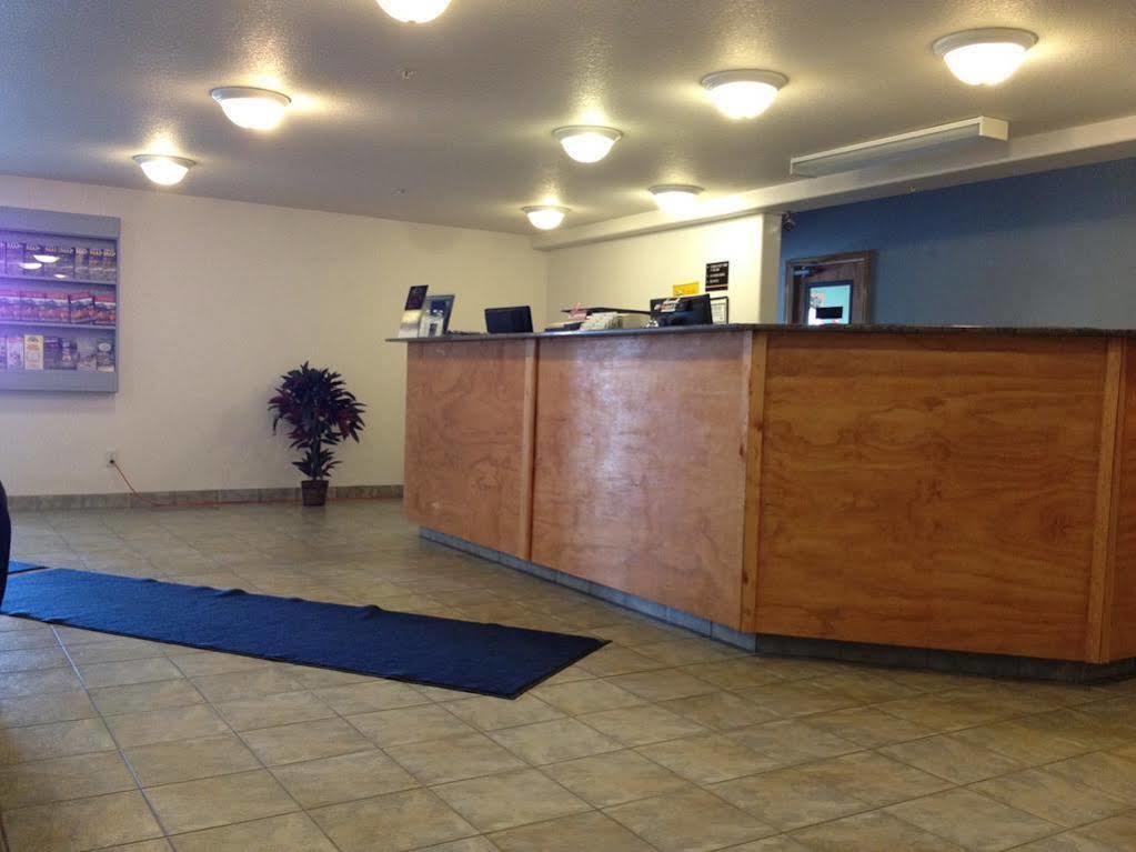 The Kanata Inns インヴァーミア エクステリア 写真